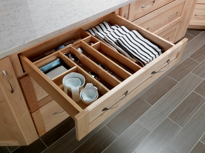 How To Organize Kitchen Drawers - Step by Step Guide On Kitchen
