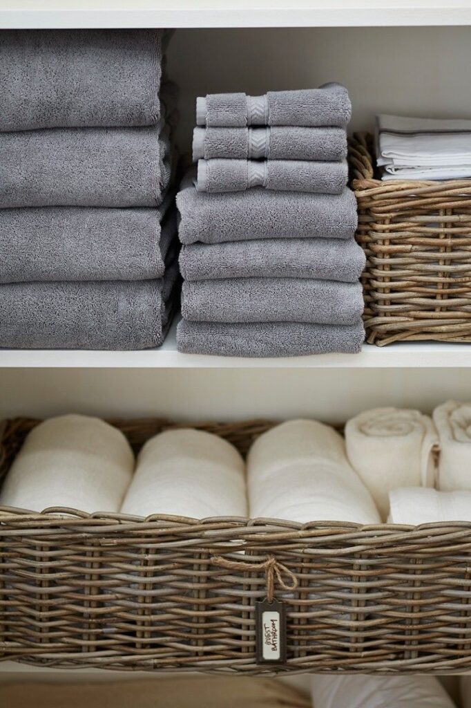 Marie Kondo's Method for Folding and Storing Kitchen Towels