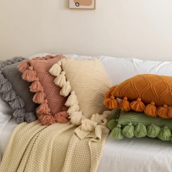 Knitted Tassels Cushion Cover