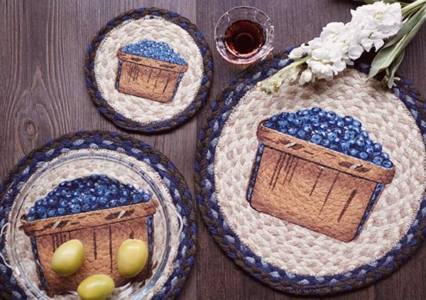 Handmade Blueberry Round Jute Fiber Placemat