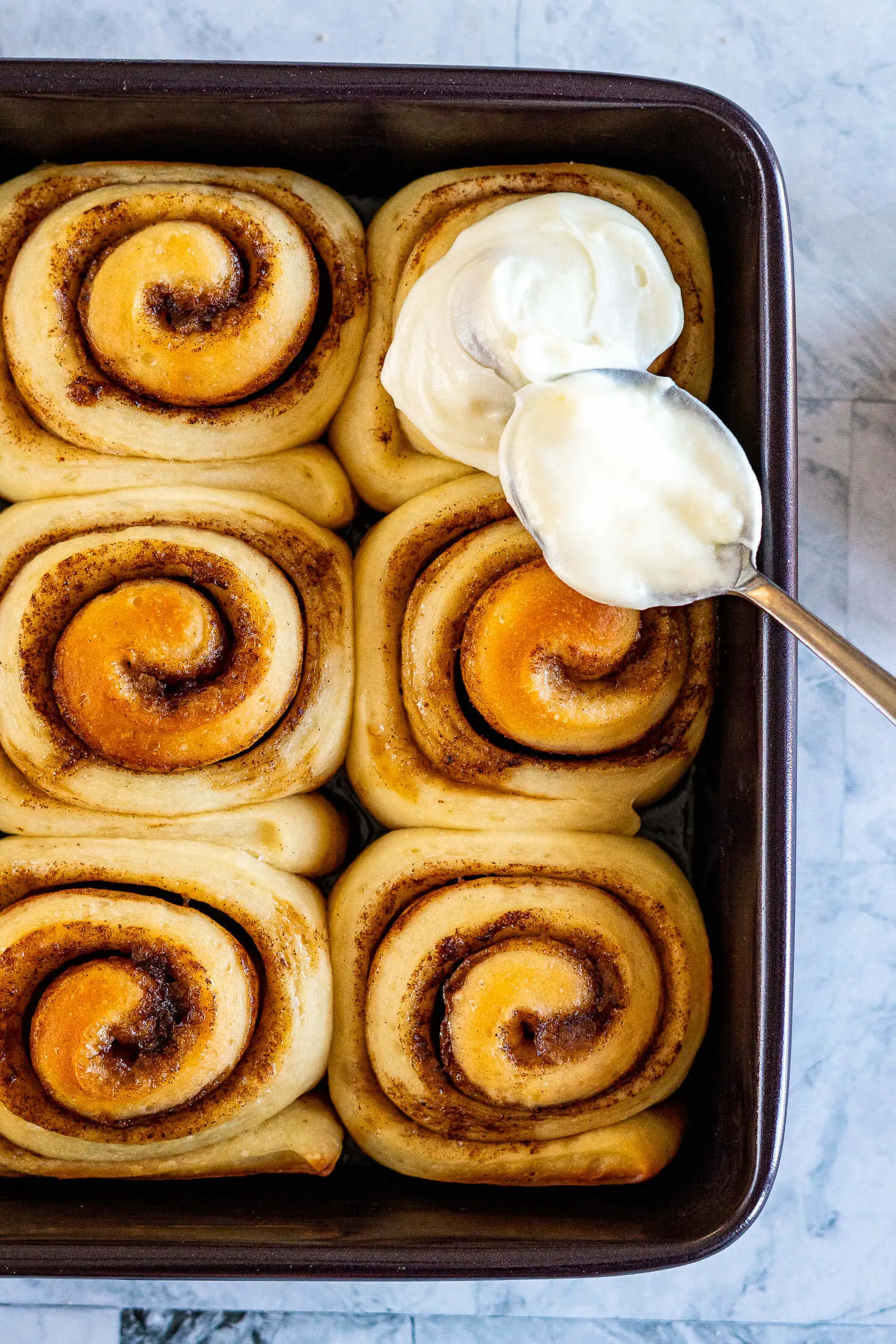 how to reheat cinnamon rolls