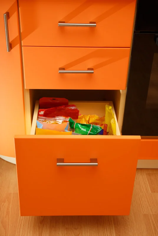 how to organize deep kitchen drawers