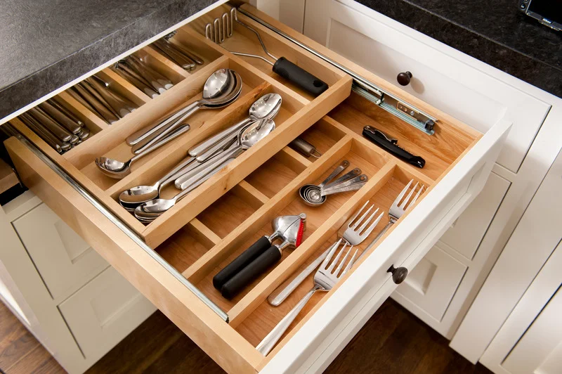 how to organize deep kitchen drawers