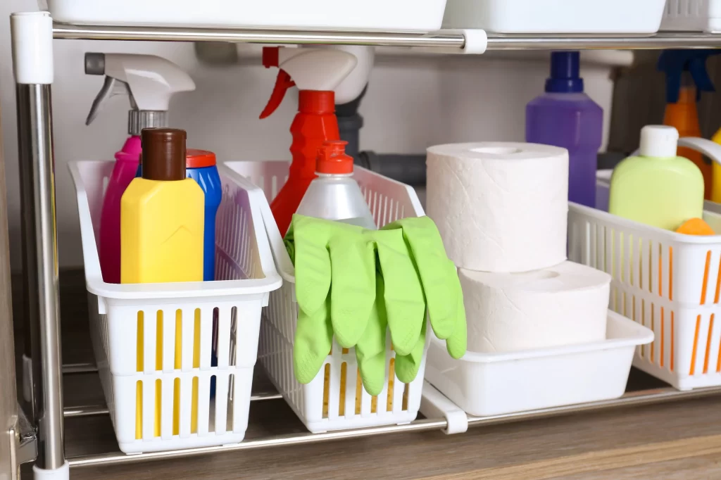 organizing kitchen sink