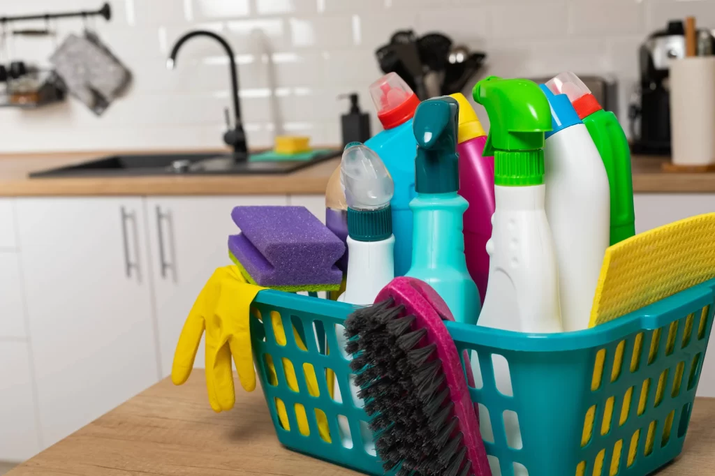 organizing kitchen sink