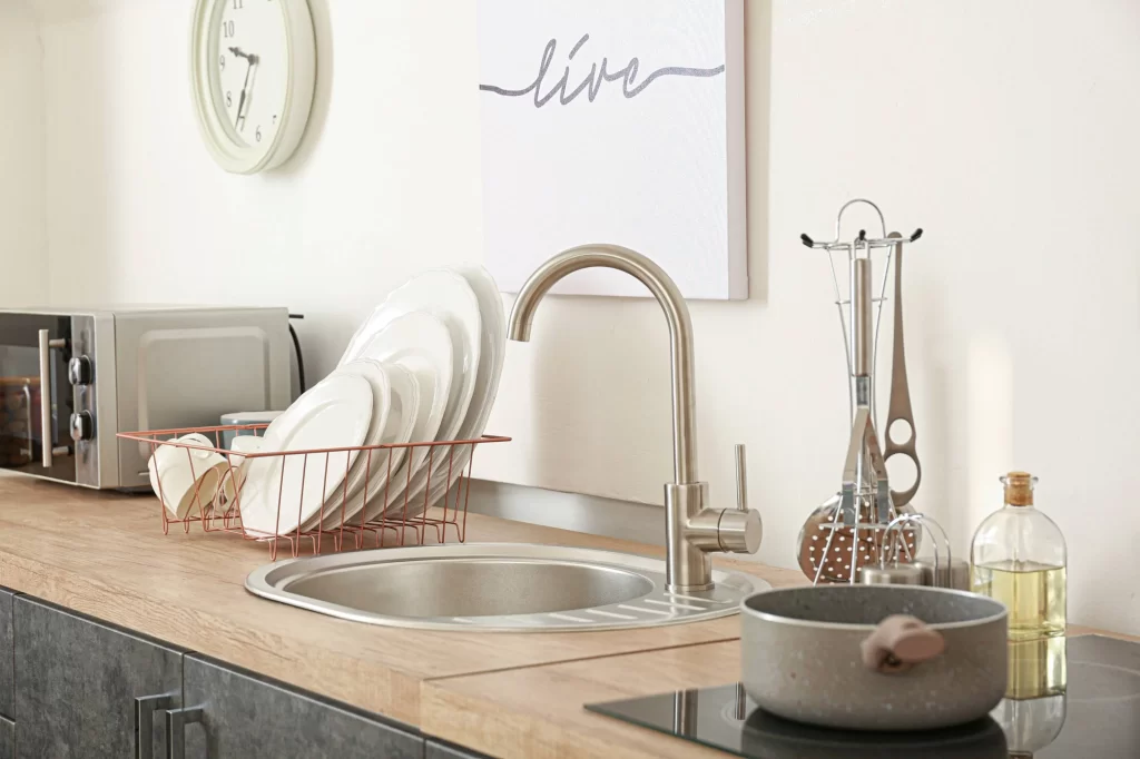 organizing kitchen sink