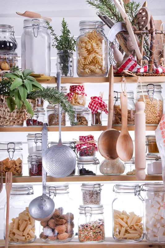 small kitchen organization