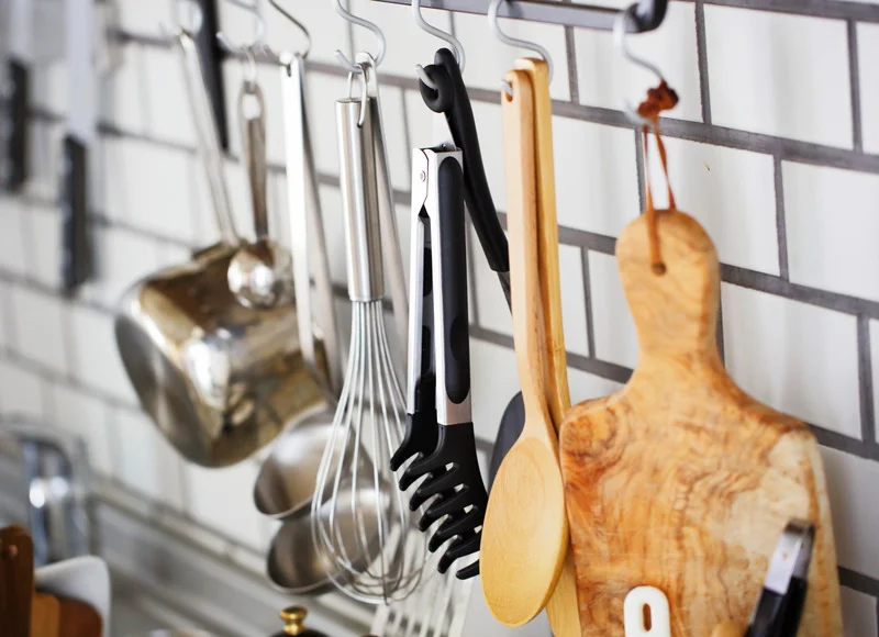 small kitchen organization