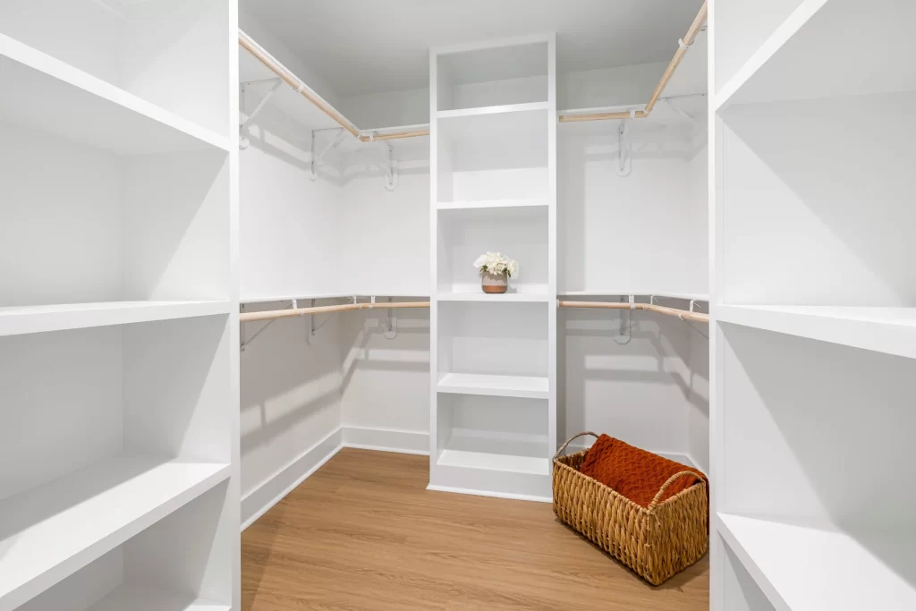 small walk in closet organization ideas