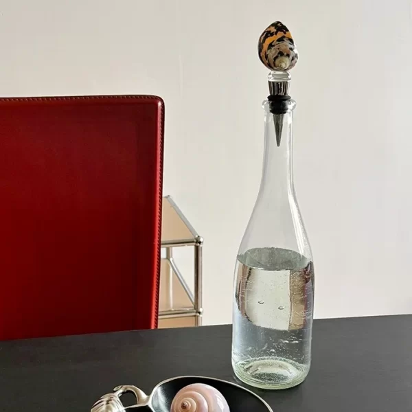 decorative conch wine bottle stopper