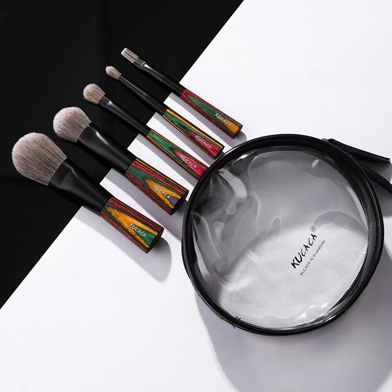 travel size makeup brush set